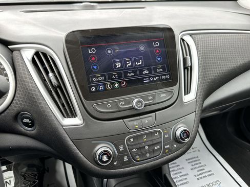 Used 2023 Chevrolet Malibu LT image 18