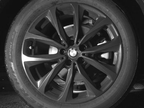 Used 2019 BMW X4 xDrive30i w/ Driving Assistance Package image 15