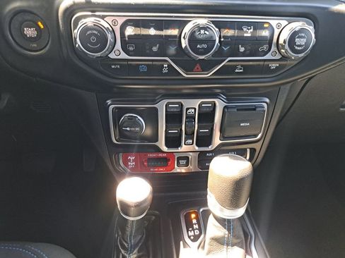 Used 2022 Jeep Wrangler Unlimited Rubicon 4xe w/ Cold Weather Group image 14