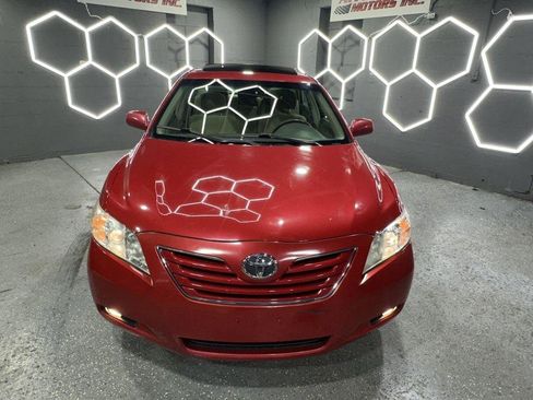Used 2009 Toyota Camry LE image 2