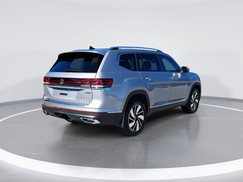 New 2026 Volkswagen Atlas SEL image 3