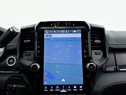 Used 2023 RAM 2500 Limited image 21