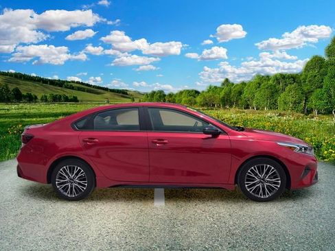 Used 2024 Kia Forte GT-Line FWD image 7