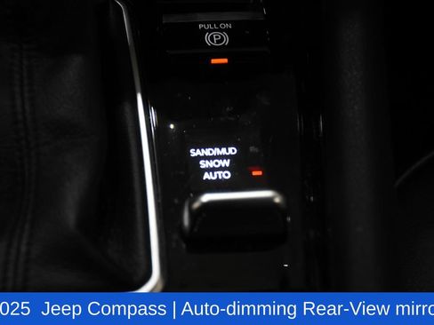 Used 2025 Jeep Compass Limited AWD/4WD image 28