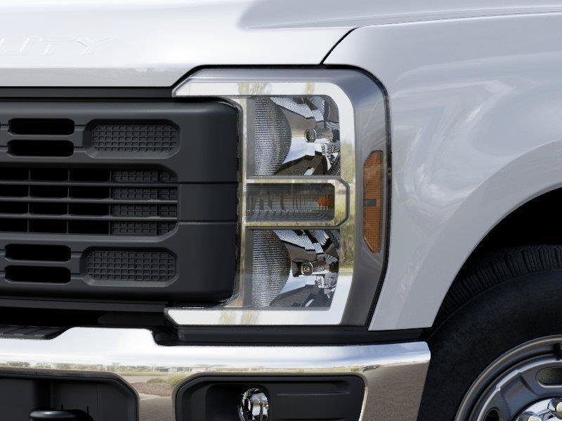 New 2027 Ford F350 XL w/ XL Driver Assist Package RWD image 18