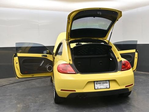 Used 2014 Volkswagen Beetle 2.5 FWD image 27