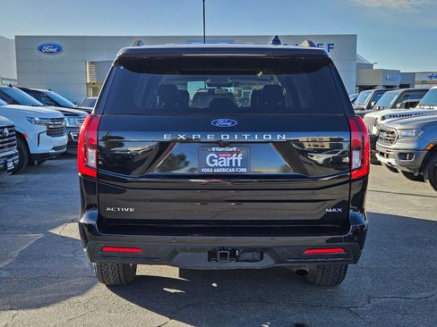 Used 2025 Ford Expedition Max Active AWD/4WD image 7