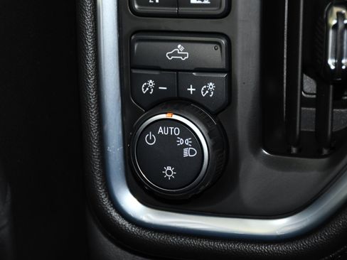 Used 2020 Chevrolet Silverado 1500 LT w/ All-Star Edition AWD/4WD image 36