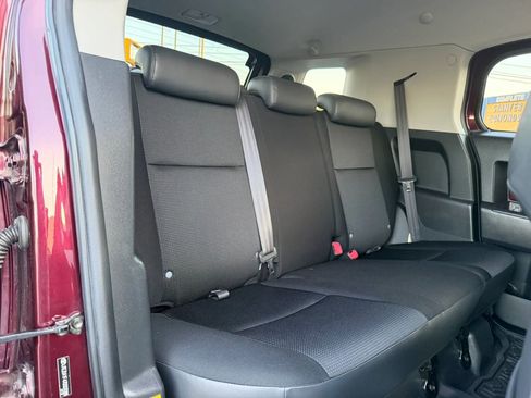 Used 2007 Toyota FJ Cruiser 2WD image 18