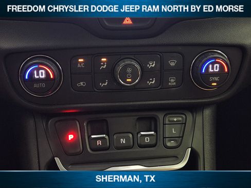 Used 2019 GMC Terrain SLT w/ Preferred Package FWD image 13