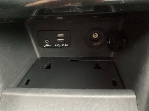 Used 2019 Subaru Forester Limited image 28