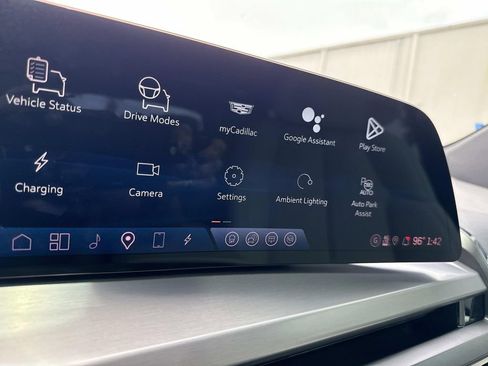 New 2026 Cadillac Vistiq Sport image 23