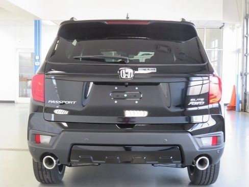Used 2023 Honda Passport Elite image 27