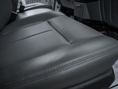 Used 2015 Ford F450 XL w/ XL Value Package image 39