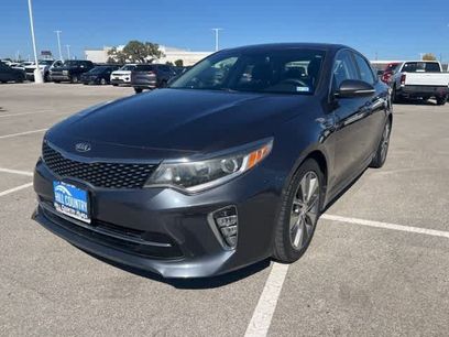 Used 2018 Kia Optima S w/ 18" Alloy Wheels Package