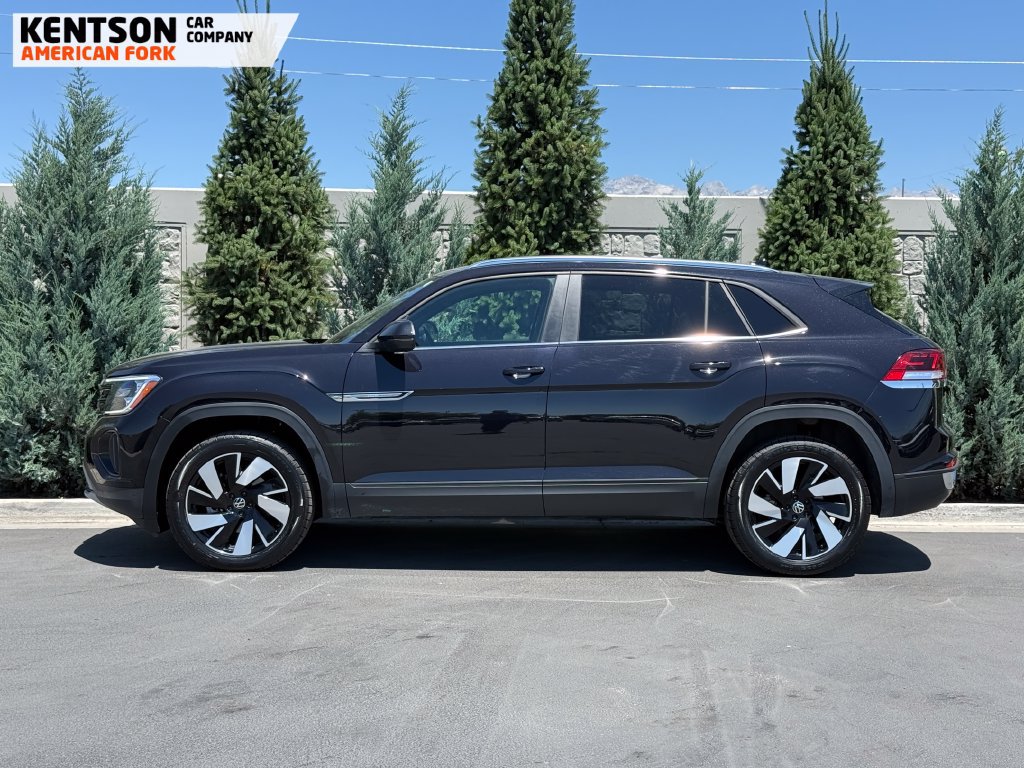 Used 2025 Volkswagen Atlas Cross Sport SE AWD/4WD image 4
