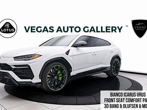 Used 2022 Lamborghini Urus image 1