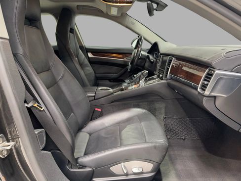 Used 2011 Porsche Panamera 4 image 23