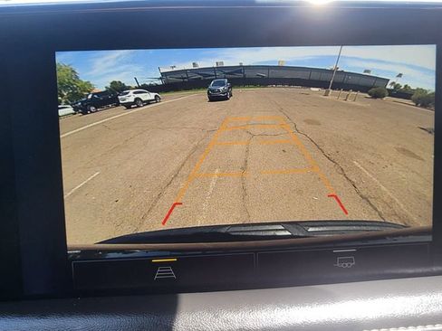 Used 2023 Chevrolet Suburban Premier AWD/4WD image 35