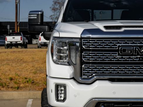 Used 2020 GMC Sierra 2500 Denali w/ Technology Package AWD/4WD image 49