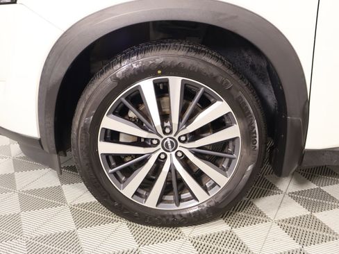 Used 2022 Nissan Pathfinder Platinum w/ Cargo Package AWD/4WD image 19