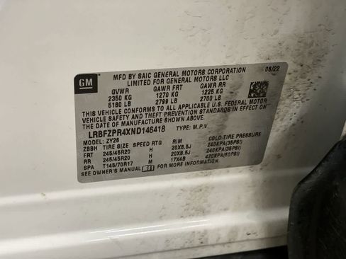 Used 2022 Buick Envision Essence w/ Technology Package I image 30