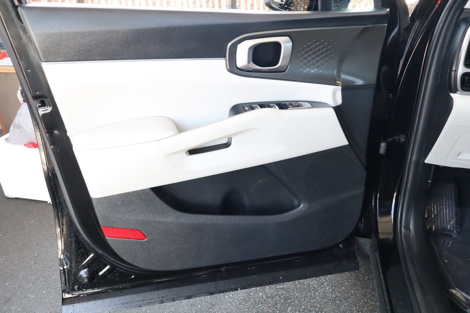 Used 2021 Kia Sorento S FWD image 18