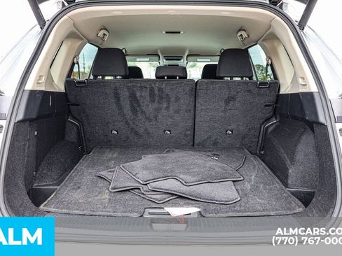 Used 2025 Nissan Rogue SV image 23