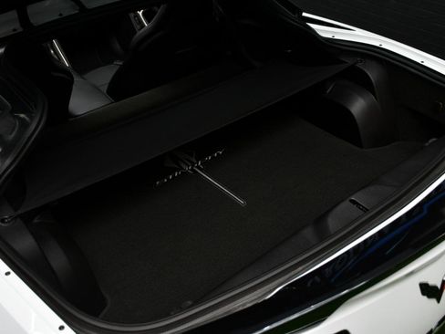 Used 2016 Chevrolet Corvette Stingray Coupe w/ 2LT Preferred Equipment Group image 35