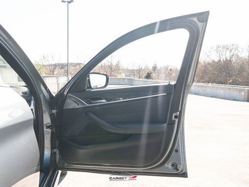 Used 2019 BMW 540i w/ M Sport Package RWD image 44