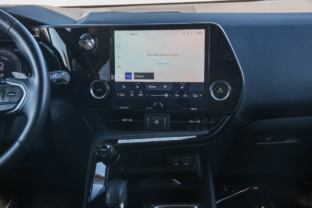 Certified 2026 Lexus NX 350h AWD w/ Accessory Package (2T) image 14
