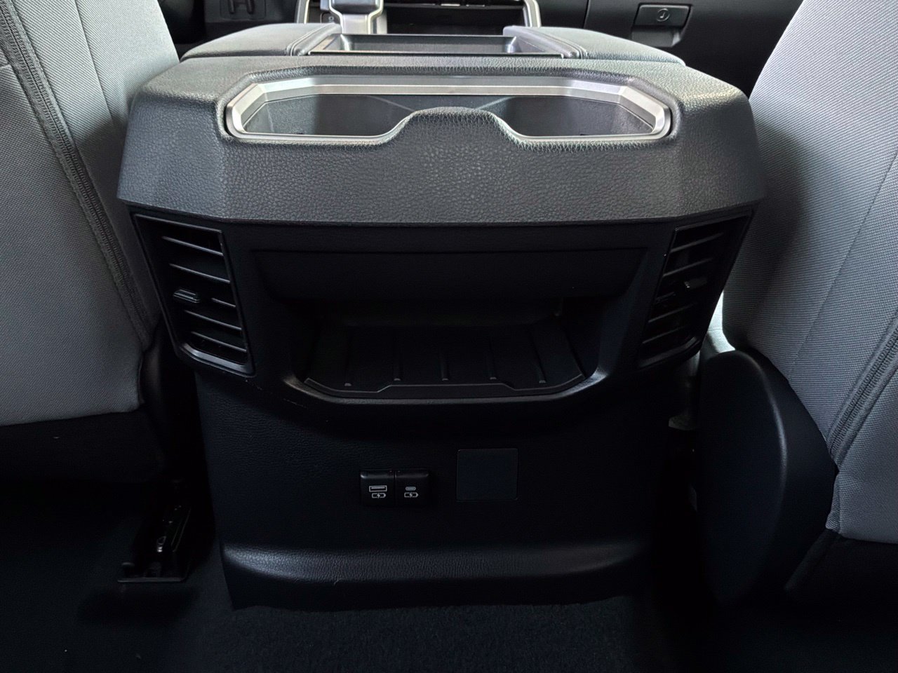 Used 2025 Toyota Tundra SR5 AWD/4WD image 14