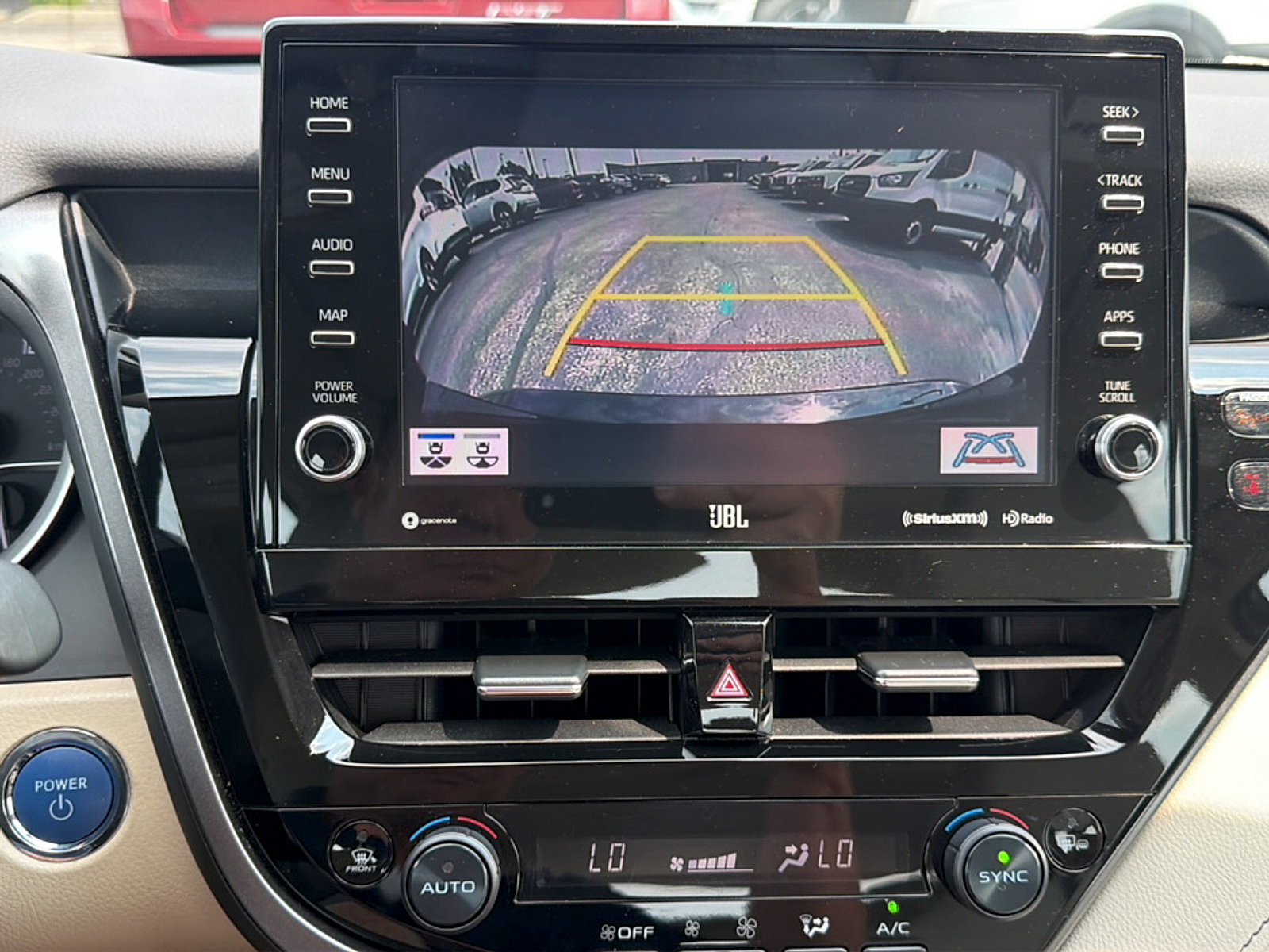 Used 2022 Toyota Camry XLE w/ Navigation Upgrade Package FWD image 21