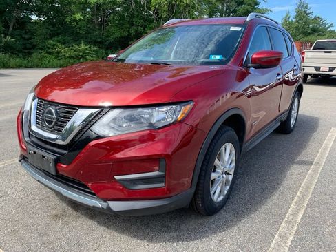 Used 2018 Nissan Rogue SV AWD/4WD image 1
