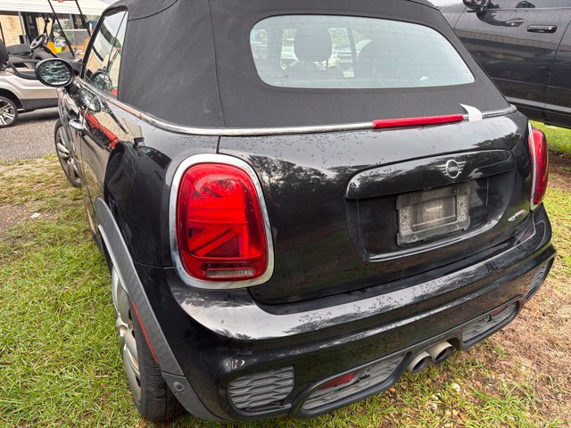 Used 2021 MINI Cooper John Cooper Works w/ 6.5" Touchscreen Package FWD image 17