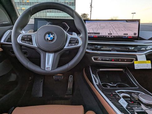 New 2026 BMW X7 xDrive40i image 17