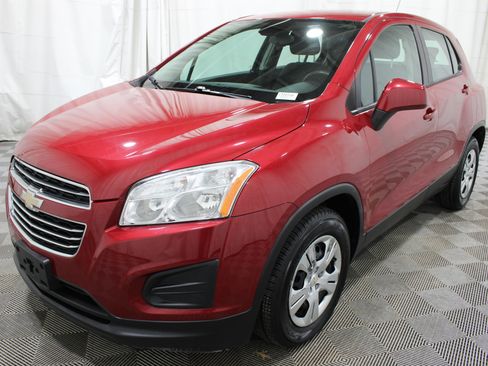 Used 2015 Chevrolet Trax LS FWD image 30
