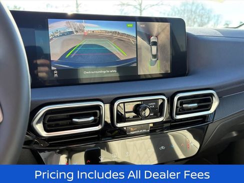 New 2026 Nissan Sentra SL w/ Floor Mat Package FWD image 9
