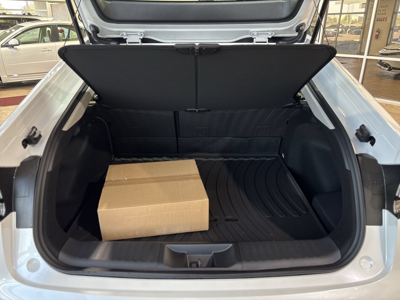 New 2027 Toyota Prius Plug-In Hybrid FWD image 25