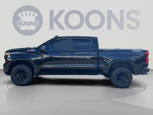 Used 2019 Chevrolet Silverado 1500 LT Trail Boss w/ Convenience Package AWD/4WD image 2