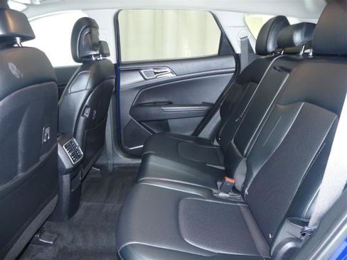 Used 2023 Kia Sportage EX FWD image 26