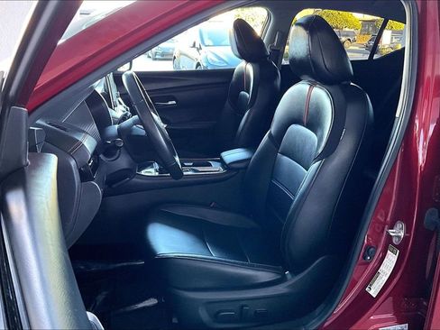 Used 2023 Nissan Sentra SR w/ SR Premium Package image 21