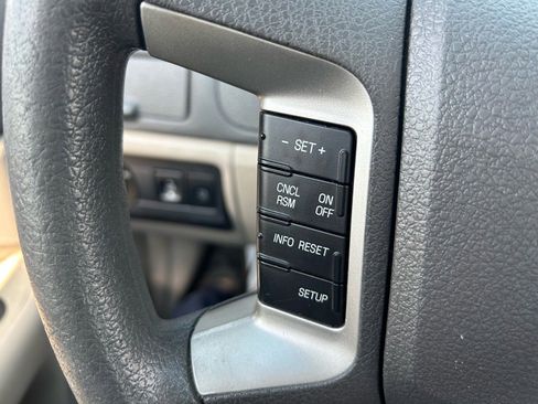 Used 2010 Ford Fusion SE image 16