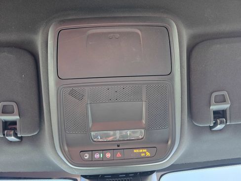 Used 2025 Chevrolet Equinox RS w/ Safety and Technology Package FWD image 23