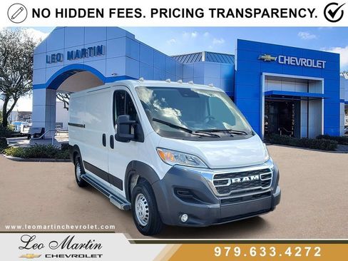 Used 2025 RAM ProMaster 2500 w/ U-Haul Equipment Group FWD image 2