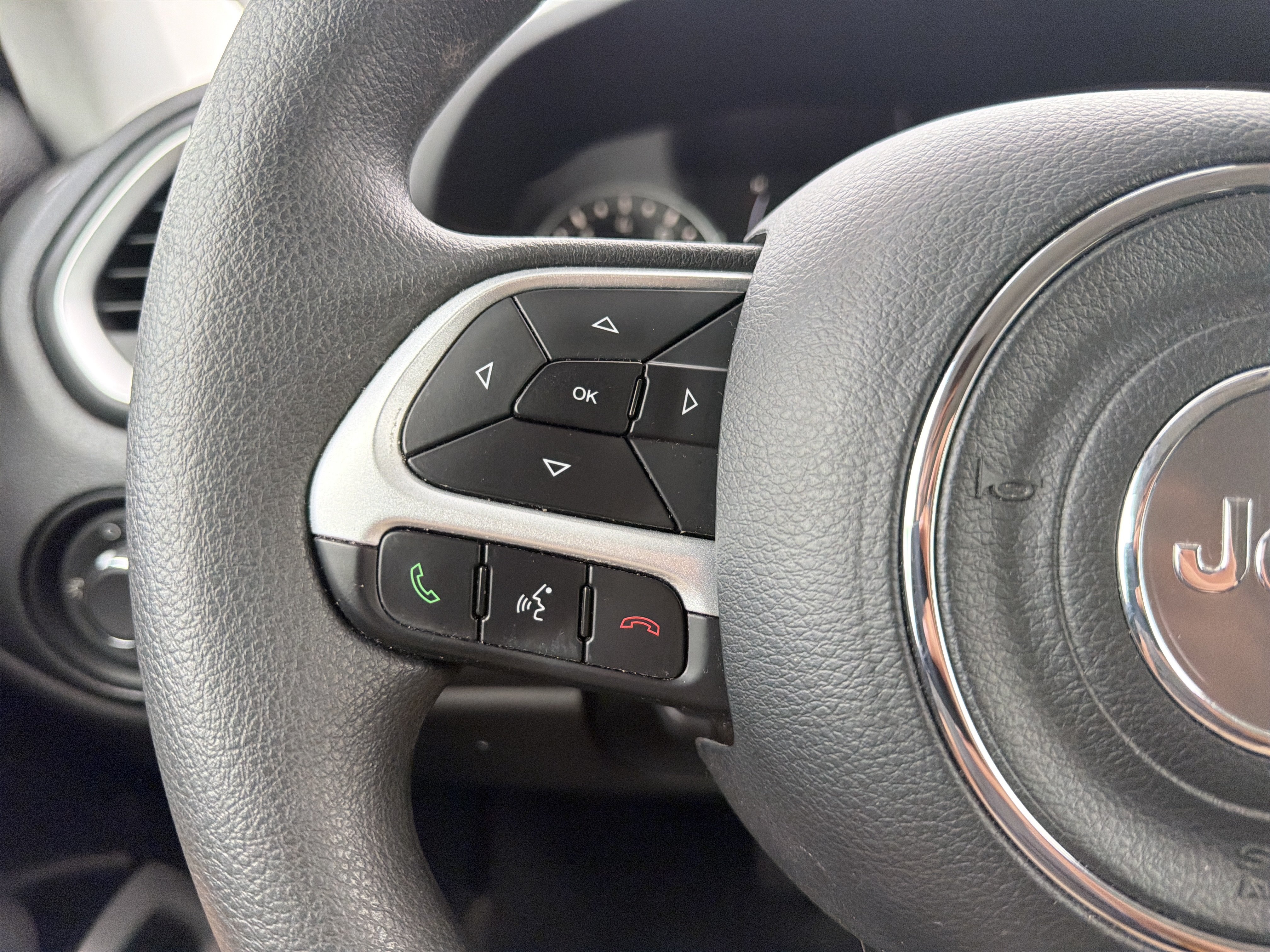Used 2021 Jeep Renegade Sport w/ Sport Appearance Group AWD/4WD image 18