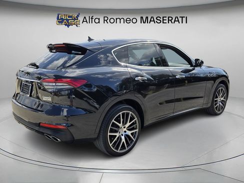 Used 2022 Maserati Levante Modena S image 6