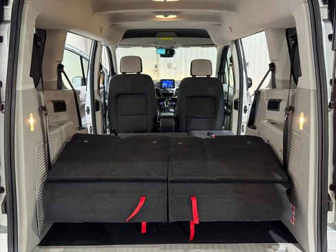 Used 2022 Ford Transit Connect XLT FWD image 51