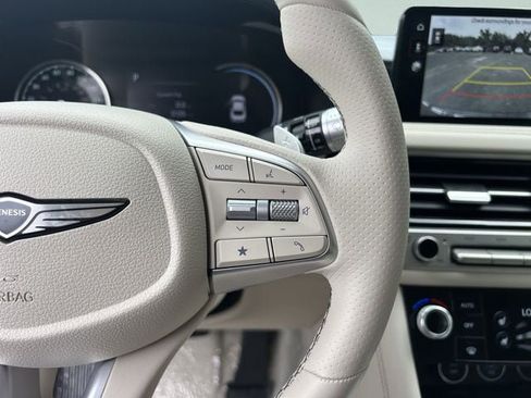 Used 2026 Genesis G70 2.5T Prestige RWD image 32