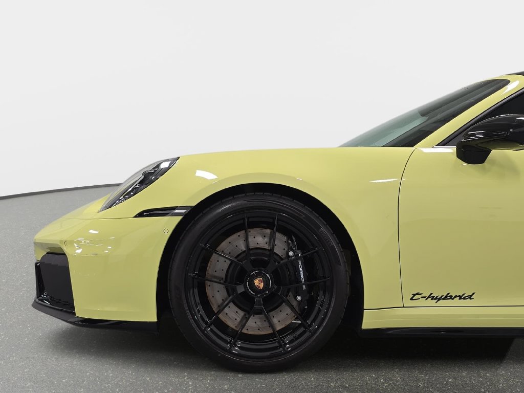 Used 2026 Porsche 911 Targa 4 GTS AWD/4WD image 10